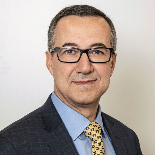 Dr. Al Beydoun, ODVA: „Die CIP Security spielt eine außerordentlich wichtige Rolle beim Schutz wertvoller Investitionen und der Produktion kritischer Erzeugnisse weltweit vor böswilligen Cyberangriffen.“ Dr. Al Beydoun, ODVA: „Die CIP Security spielt eine außerordentlich wichtige Rolle beim Schutz wertvoller Investitionen und der Produktion kritischer Erzeugnisse weltweit vor böswilligen Cyberangriffen.“