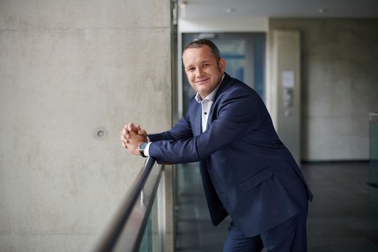 Jeroen Buring ist neuer Director Eurocentral – Customer Role Experience und leitet damit das operative Geschäft von 3D-Experience Works und Solidworks in Mitteleuropa. Jeroen Buring ist neuer Director Eurocentral – Customer Role Experience und leitet damit das operative Geschäft von 3D-Experience Works und Solidworks in Mitteleuropa.