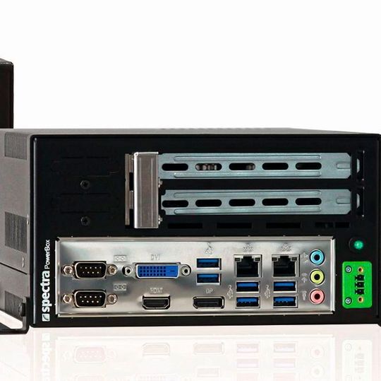 Kompakt-PCs von Spectra: Fliegengewichte mit hoher Performance Kompakt-PCs von Spectra: Fliegengewichte mit hoher Performance