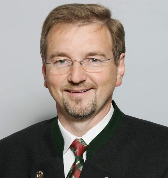 Ing. Franz Jöbstl, Chairman of the board, Seidel Electronics Group Ing. Franz Jöbstl, Chairman of the board, Seidel Electronics Group
