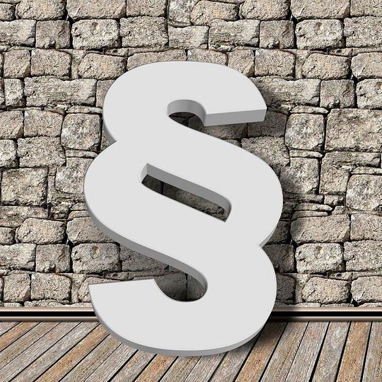 Das Betriebsverfassungsgesetz (BetrVG) ist das zentrale Regelwerk für die Zusammenarbeit von Arbeitgeber und Betriebsrat. Das Betriebsverfassungsgesetz (BetrVG) ist das zentrale Regelwerk für die Zusammenarbeit von Arbeitgeber und Betriebsrat.