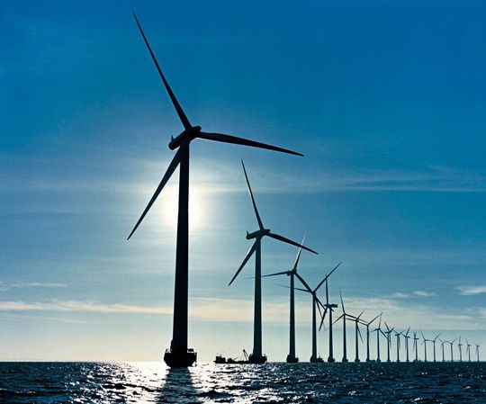 Covestro hat nachhaltige Gießelastomere für die Offshore-Windkraft, die auf einem Vorprodukt der Marke cardyon basieren. Sie sollen die gleichen Eigenschaften wie übliche Elastomere haben. Covestro hat nachhaltige Gießelastomere für die Offshore-Windkraft, die auf einem Vorprodukt der Marke cardyon basieren. Sie sollen die gleichen Eigenschaften wie übliche Elastomere haben.
