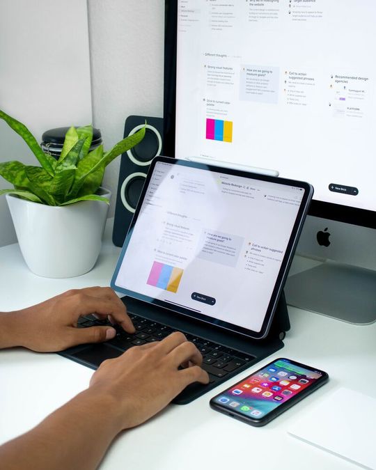Husky aims to bring its experts and innovations to your homeoffice in 2021. Husky aims to bring its experts and innovations to your homeoffice in 2021.