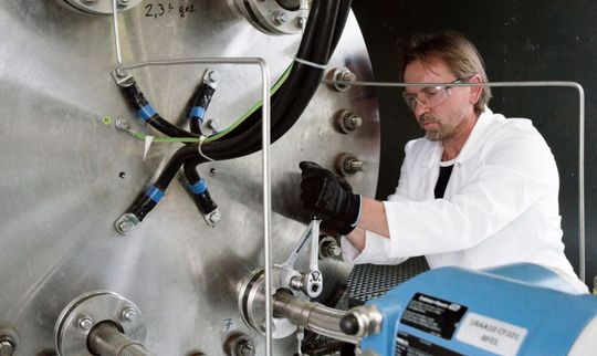 Am ZSW-Forschungselektrolyseur in Wyhlen erproben Wissenschaft und Wirtschaft neue Elektrolysetechnologien. Am ZSW-Forschungselektrolyseur in Wyhlen erproben Wissenschaft und Wirtschaft neue Elektrolysetechnologien.