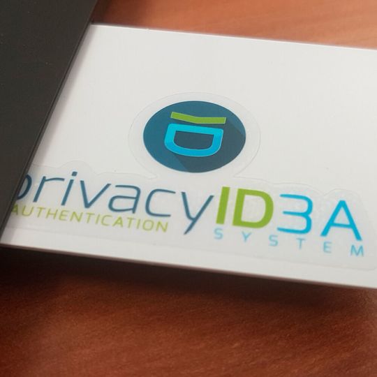 Neben den Neuerungen für Smartcards bringt privacyIDEA 3.5 einen komplett überarbeiteten 4-Augen-Token, flexiblere Richtlinien, die auch Tokeneigenschaften mit einbeziehen, und Erweiterungen im Webinterface, die Servicedesk-Mitarbeiter im Unternehmen entlasten. Neben den Neuerungen für Smartcards bringt privacyIDEA 3.5 einen komplett überarbeiteten 4-Augen-Token, flexiblere Richtlinien, die auch Tokeneigenschaften mit einbeziehen, und Erweiterungen im Webinterface, die Servicedesk-Mitarbeiter im Unternehmen entlasten.