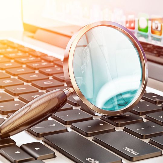 „PhishER Security Roles“ von KnowBe4 verbessert die Reaktion auf Phishing-Angriffe durch eine dem Skillset entsprechende Rollenverteilung innerhalb der Security-Teams. „PhishER Security Roles“ von KnowBe4 verbessert die Reaktion auf Phishing-Angriffe durch eine dem Skillset entsprechende Rollenverteilung innerhalb der Security-Teams.