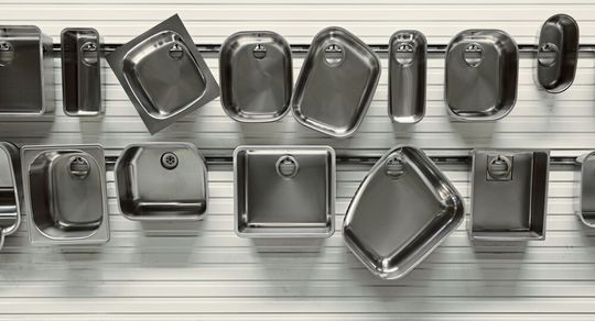 „Make your kitchen the most wonderful place“ ist der Leitspruch von Franke. Das erfordert eine große Artikelvielfalt, auch für Ersatzteile und Reparaturen. „Make your kitchen the most wonderful place“ ist der Leitspruch von Franke. Das erfordert eine große Artikelvielfalt, auch für Ersatzteile und Reparaturen.