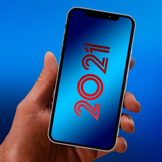 Bei mobilen Endgeräten rechnen die Experten von Avast damit, dass 2021 die Bedrohungslandschaft von aggressiver Adware dominiert wird, weil Cyberkriminelle auf diese Weise leicht Geld verdienen können. Bei mobilen Endgeräten rechnen die Experten von Avast damit, dass 2021 die Bedrohungslandschaft von aggressiver Adware dominiert wird, weil Cyberkriminelle auf diese Weise leicht Geld verdienen können.