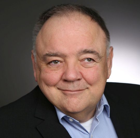 Robert Kraus: Der CEO von Inova Semiconductors ist stolz auf die Innovationskraft seines Unternehmens, die schon in einigen Wettbewerben Anerkennung fand. Robert Kraus: Der CEO von Inova Semiconductors ist stolz auf die Innovationskraft seines Unternehmens, die schon in einigen Wettbewerben Anerkennung fand.