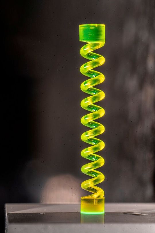 Die funktionstüchtige Feder hat eine Höhe von 6 mm und wurde in weniger als 6 min gedruckt.