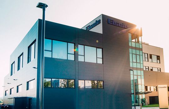 Durch die Übernahme von Eisele Pneumatics durch die Henn Group soll auch der Standort in Waiblingen erhalten werden. Durch die Übernahme von Eisele Pneumatics durch die Henn Group soll auch der Standort in Waiblingen erhalten werden.