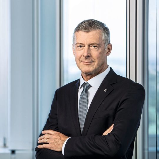 Tom Blades, seit 2016 CEO von Bilfinger, legt mit sofortiger Wirkung sein Amt nieder. Tom Blades, seit 2016 CEO von Bilfinger, legt mit sofortiger Wirkung sein Amt nieder.