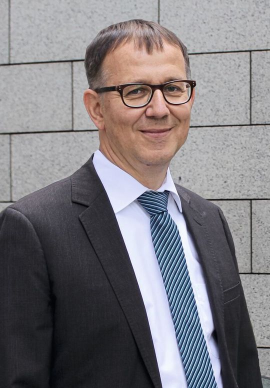 Bernhard Sattler ist neuer Geschäftsführer des Fachbereichs Elektrische Antriebe im ZVEI-Fachverband Automation. Bernhard Sattler ist neuer Geschäftsführer des Fachbereichs Elektrische Antriebe im ZVEI-Fachverband Automation.