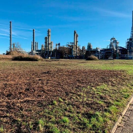 Der Standort der neuen Recyclinganlage in Geleen, Niederlande, ist für den Bau bereit. Der Standort der neuen Recyclinganlage in Geleen, Niederlande, ist für den Bau bereit.