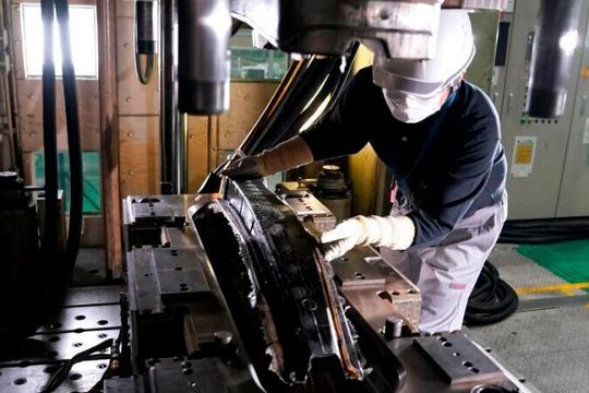 ESI au coeur de l’avancée de Nissan dans la production de pièces en fibre de carbone (CFRP) pour des véhicules plus sûrs et plus légers. ESI au coeur de l’avancée de Nissan dans la production de pièces en fibre de carbone (CFRP) pour des véhicules plus sûrs et plus légers.