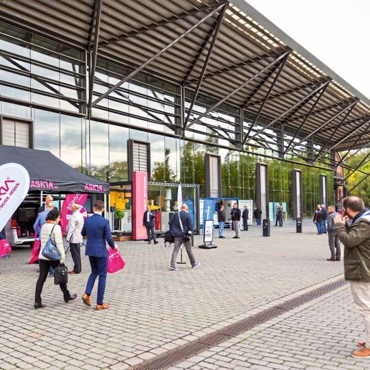 Auch 2021 soll die Diam & DDM wieder zu einem der wichtigsten Branchentreffs des Jahres für die Armaturen- und Dichtungs-Branche werden. Auch 2021 soll die Diam & DDM wieder zu einem der wichtigsten Branchentreffs des Jahres für die Armaturen- und Dichtungs-Branche werden.