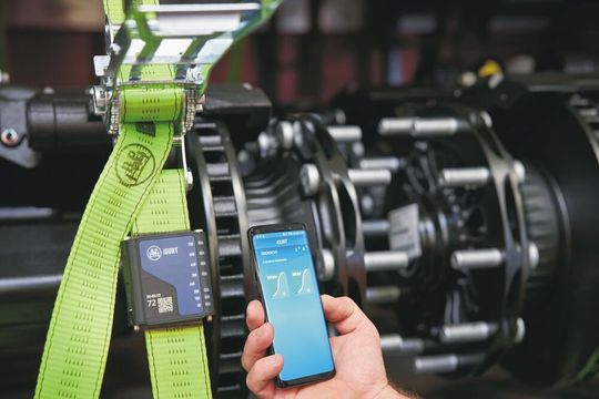 Vereint gleich mehrere positive Eigenschaften: Preisgekrönt, innovativ, unkompliziert, bezahlbar und obendrein förderfähig soll er sein, der „iGurt“. Vereint gleich mehrere positive Eigenschaften: Preisgekrönt, innovativ, unkompliziert, bezahlbar und obendrein förderfähig soll er sein, der „iGurt“.