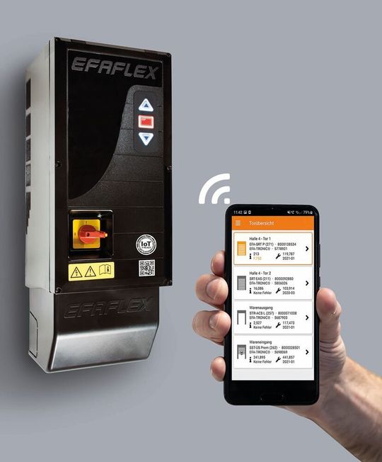 Über eine App und einen Schaltschrank werden Efaflex-Tore IoT-fähig. Über eine App und einen Schaltschrank werden Efaflex-Tore IoT-fähig.