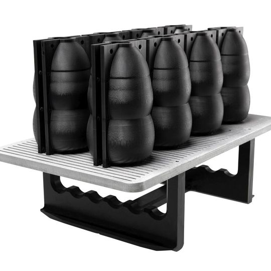 The 3D printed bottle mold consists of the new xPEEK147-Black material. The 3D printed bottle mold consists of the new xPEEK147-Black material.