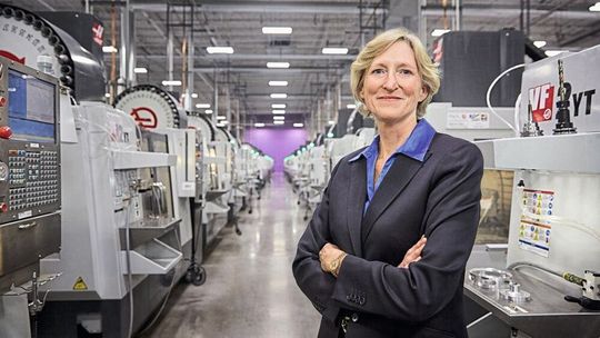 „ Wir haben unsere Führungsposition im bereich der digitalen Fertigung weiter ausgebaut“, so Vicki Holt, President und Chief Executive Officer. „ Wir haben unsere Führungsposition im bereich der digitalen Fertigung weiter ausgebaut“, so Vicki Holt, President und Chief Executive Officer.
