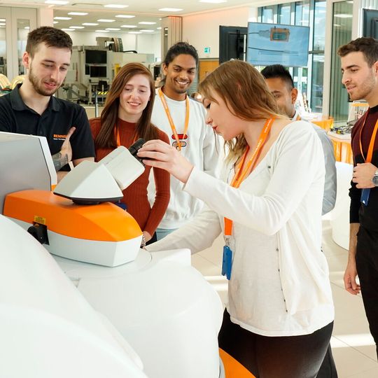 The German site of the British company Renishaw is offering job training and is looking for applicants for the administrative area as well as for logistics and mechatronics for 2021. Don't miss out! The German site of the British company Renishaw is offering job training and is looking for applicants for the administrative area as well as for logistics and mechatronics for 2021. Don't miss out!