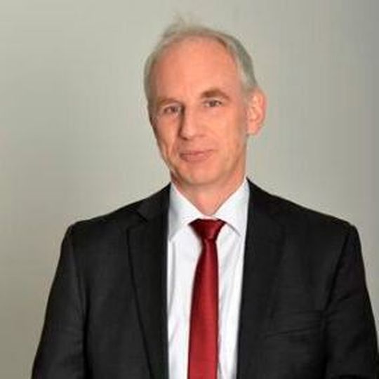 Dr. C. Thomas Simmons präsentierte auf dem AMA-Fachpressetag die aktuellen Zahlen aus der Messetechnik- und Sensorikbranche. Dr. C. Thomas Simmons präsentierte auf dem AMA-Fachpressetag die aktuellen Zahlen aus der Messetechnik- und Sensorikbranche.
