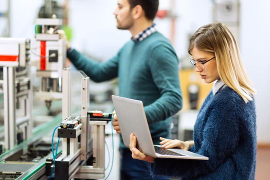 Seit 2007 ist die Forschungsgemeinschaft Intralogistik/Fördertechnik und Logistiksysteme (IFL) Mitglied in der Arbeitsgemeinschaft industrieller Forschungsvereinigungen (AiF) und realisiert so Projekte auch durch öffentliche Fördermittel. Seit 2007 ist die Forschungsgemeinschaft Intralogistik/Fördertechnik und Logistiksysteme (IFL) Mitglied in der Arbeitsgemeinschaft industrieller Forschungsvereinigungen (AiF) und realisiert so Projekte auch durch öffentliche Fördermittel.