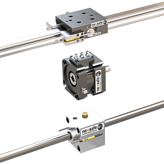 Nexsafe-Schienenbremse für die Montage an Profilführungsschienen von Linearachsen; Nexsafe-Servobremse für die Montage zwischen Servomotor und Getriebe; Nexsafe Stangenklemme für die Montage mit oder an Pneumatikzylindern (v.o.n.u.). Nexsafe-Schienenbremse für die Montage an Profilführungsschienen von Linearachsen; Nexsafe-Servobremse für die Montage zwischen Servomotor und Getriebe; Nexsafe Stangenklemme für die Montage mit oder an Pneumatikzylindern (v.o.n.u.).