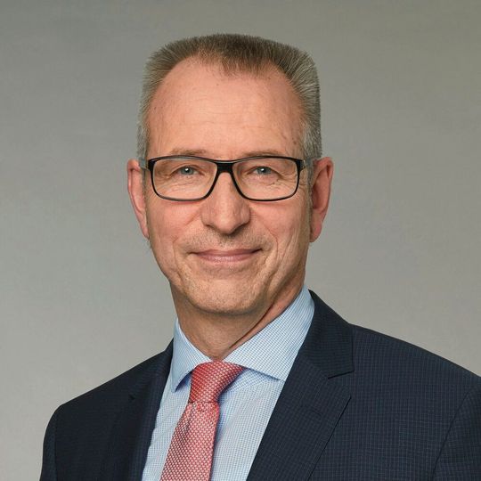„Wir nehmen auch viel Positives für uns mit aus dem vergangenen Jahr“, Ulrich Balbach, CEO bei Leuze. „Wir nehmen auch viel Positives für uns mit aus dem vergangenen Jahr“, Ulrich Balbach, CEO bei Leuze.