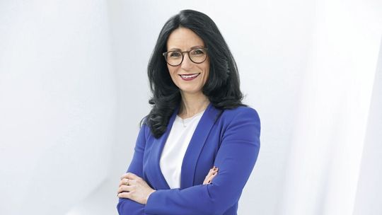 Die Fränkin Barbara Frenkel übernimmt den Staffelstab des Beschaffungsressorts bei Porsche. Die Fränkin Barbara Frenkel übernimmt den Staffelstab des Beschaffungsressorts bei Porsche.