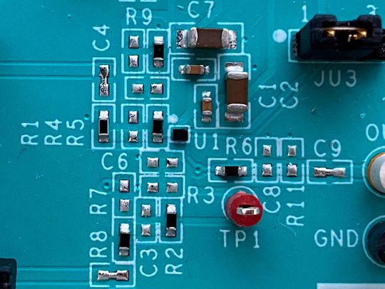 Bild 2: Der Präzisionsverstärker MAX 40108 ist der industrieweit erste Operationsverstärker, der an einer Versorgungsspannung von 0,9 V arbeitet, aber trotzdem gute Werte bei der Genauigkeit bietet. Bild 2: Der Präzisionsverstärker MAX 40108 ist der industrieweit erste Operationsverstärker, der an einer Versorgungsspannung von 0,9 V arbeitet, aber trotzdem gute Werte bei der Genauigkeit bietet.