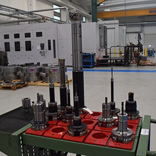 Covis relies on Big Kaiser for its precision machining: boring heads, roughing heads and the modular Smart Damper vibration damping system from the Swiss tooling supplier help Covis to adhere to very tight tolerances even on exotic materials and superalloys. Covis relies on Big Kaiser for its precision machining: boring heads, roughing heads and the modular Smart Damper vibration damping system from the Swiss tooling supplier help Covis to adhere to very tight tolerances even on exotic materials and superalloys.