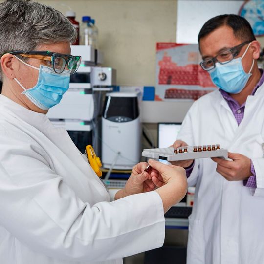 Methodenentwicklung zur Zulassung innovativer Medizinprodukte und In-vitro-Diagnostika steht im Fokus des MDR/IVDR-Kompetenzzentrums am NMI. Methodenentwicklung zur Zulassung innovativer Medizinprodukte und In-vitro-Diagnostika steht im Fokus des MDR/IVDR-Kompetenzzentrums am NMI.