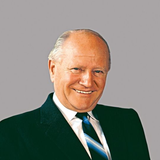Oskar Lapp – eine grosse Unternehmerpersönlichkeit. Oskar Lapp – eine grosse Unternehmerpersönlichkeit.