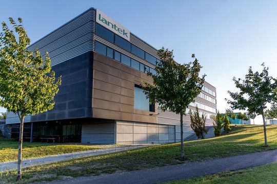 Das IT-Unternehmen Lantek hat seinen Hauptsitz im spanischen Vitoria-Gasteiz. Das IT-Unternehmen Lantek hat seinen Hauptsitz im spanischen Vitoria-Gasteiz.