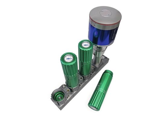 Mit einem neuen Kartuschensystem will Walther Systemtechnik für den Einsatz von Eurokartuschen ideale Voraussetzungen bieten – auch in hochautomatisierten Fertigungs- und Montageanlagen. Mit einem neuen Kartuschensystem will Walther Systemtechnik für den Einsatz von Eurokartuschen ideale Voraussetzungen bieten – auch in hochautomatisierten Fertigungs- und Montageanlagen.