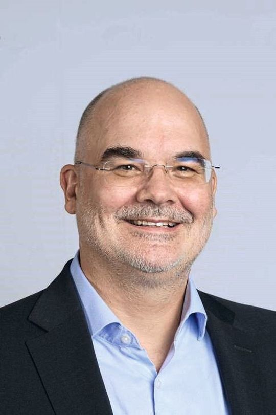 Der 54-jährige Volker Kirchgeorg ist seit dem 1. März 2021 CEO bei Siemens Digital Logistics im rheinland-pfälzischen Frankenthal. Der 54-jährige Volker Kirchgeorg ist seit dem 1. März 2021 CEO bei Siemens Digital Logistics im rheinland-pfälzischen Frankenthal.