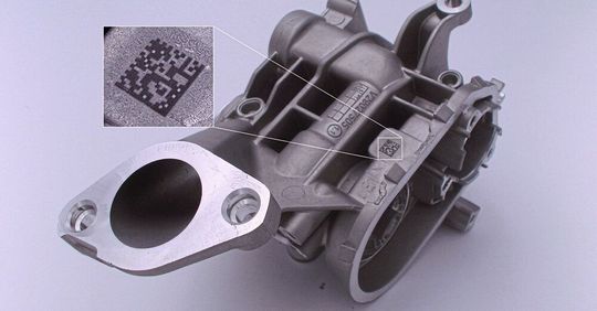 So vielfältig die Einsatzmöglichkeiten von Aluminium sind, so unterschiedlich sind auch die Anforderungen, die an die Kennzeichnung der Aluminiumkomponenten gestellt werden. So vielfältig die Einsatzmöglichkeiten von Aluminium sind, so unterschiedlich sind auch die Anforderungen, die an die Kennzeichnung der Aluminiumkomponenten gestellt werden.