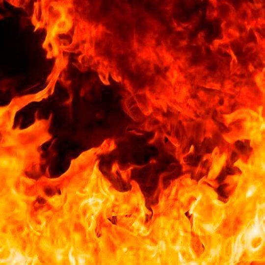 Pertamina expects the refinery to be operational in 4-5 days once the fire is extinguished. Pertamina expects the refinery to be operational in 4-5 days once the fire is extinguished.