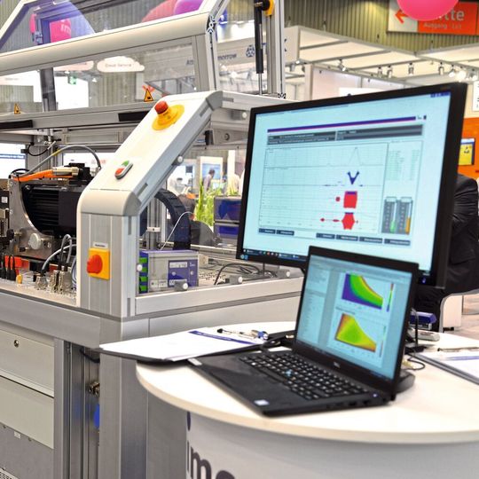 E-Motorenprüfstände: Prüfarten, Parametrierung, Automatisierung und Prüfpläne erstellen. E-Motorenprüfstände: Prüfarten, Parametrierung, Automatisierung und Prüfpläne erstellen.
