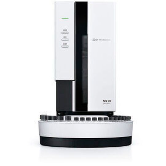 Despite a compact size that fits within the GC unit footprint, the AOC-30 series enables automatic analysis of 30 samples to support a wide variety of routine analyses. Despite a compact size that fits within the GC unit footprint, the AOC-30 series enables automatic analysis of 30 samples to support a wide variety of routine analyses.
