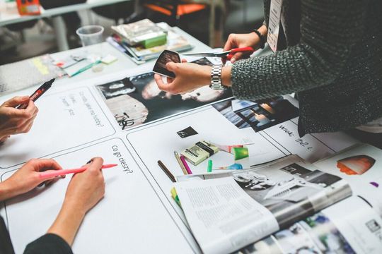 Brandmanagement läuft künftig digital – und zwar über sogenannte Brandtools. Brandmanagement läuft künftig digital – und zwar über sogenannte Brandtools.