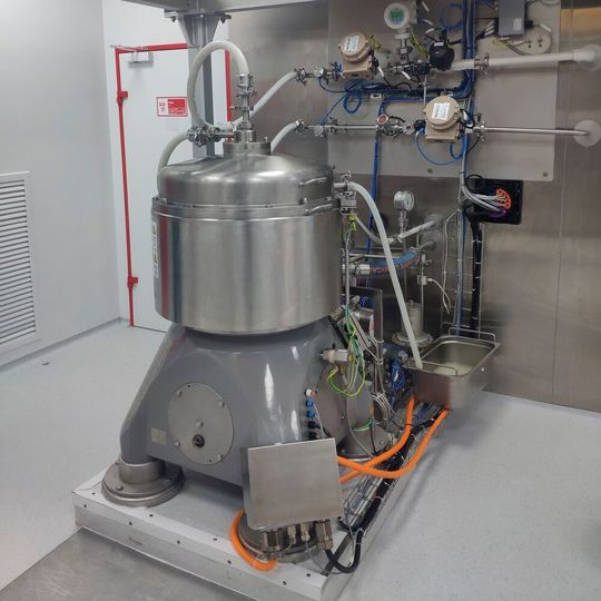 Mit der neuen Anlage ermöglicht Gea seinem Kunden Biopharma nicht nur, die Ukraine mit qualitativ-hochwertigen Produkten zu versorgen, sondern auch eine führende Position in der Weltrangliste der High-Tech-Plasmaverarbeiter einzunehmen. Mit der neuen Anlage ermöglicht Gea seinem Kunden Biopharma nicht nur, die Ukraine mit qualitativ-hochwertigen Produkten zu versorgen, sondern auch eine führende Position in der Weltrangliste der High-Tech-Plasmaverarbeiter einzunehmen.