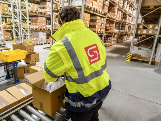Sievert Logistik richtet sich am Standort Stockstadt stärker auf Mehrwertdienste aus – so genannte Value Added Services (VAS). Damit will das Unternehmen auch an Start-ups ansprechen, heißt es. Sievert Logistik richtet sich am Standort Stockstadt stärker auf Mehrwertdienste aus – so genannte Value Added Services (VAS). Damit will das Unternehmen auch an Start-ups ansprechen, heißt es.