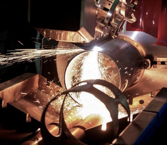 Jetzt funkt`s blechtechnisch weiter – wenn auch digital. Die Euroblech startet die Digital Innovation Series 2021, um eine Businessplattform für die Blechbearbeitungsindustrie, die von der Covid-19-Krise stark betroffen ist, zu bieten. Jetzt funkt`s blechtechnisch weiter – wenn auch digital. Die Euroblech startet die Digital Innovation Series 2021, um eine Businessplattform für die Blechbearbeitungsindustrie, die von der Covid-19-Krise stark betroffen ist, zu bieten.
