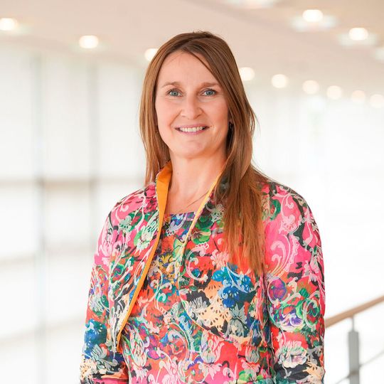 „Wir sprechen nicht mehr davon, was vielleicht einmal sein könnte. KI ist Gegenwart“, sagt Britta Norwat, bei der Medical Mountains GmbH für das Projekt Aiqnet verantwortlich. „Wir sprechen nicht mehr davon, was vielleicht einmal sein könnte. KI ist Gegenwart“, sagt Britta Norwat, bei der Medical Mountains GmbH für das Projekt Aiqnet verantwortlich.