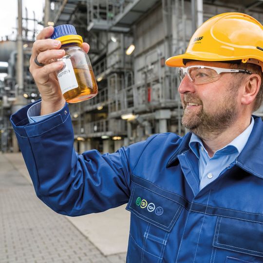BASF, Quantafuel und Remondis wollen beim chemischen Recycling von Kunststoffabfällen zusammenarbeiten. BASF, Quantafuel und Remondis wollen beim chemischen Recycling von Kunststoffabfällen zusammenarbeiten.