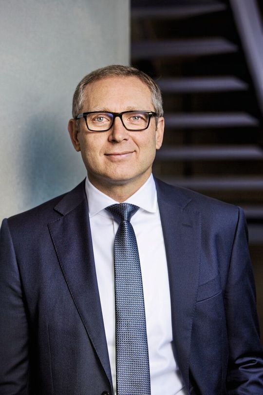 Jürgen von Hollen ist seit Januar 2021 CEO von Ultimaker. Er will das Unternehmen aus der Additiven Fertigung stärker wachsen lassen als den Markt. Jürgen von Hollen ist seit Januar 2021 CEO von Ultimaker. Er will das Unternehmen aus der Additiven Fertigung stärker wachsen lassen als den Markt.