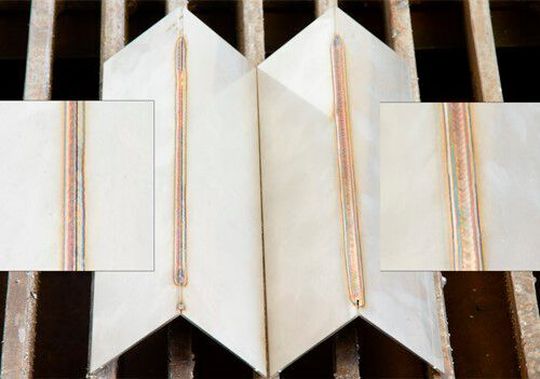 WIG-Doppelpuls von Kemppi: Herkömmliches langsames WIG-Pulsen (links) und Hochgeschwindigkeitspulsen (rechts) mit einer Schweißgeschwindigkeit von 450 Millimeter pro Minute und einem Schweißstrom von 30 A. WIG-Doppelpuls von Kemppi: Herkömmliches langsames WIG-Pulsen (links) und Hochgeschwindigkeitspulsen (rechts) mit einer Schweißgeschwindigkeit von 450 Millimeter pro Minute und einem Schweißstrom von 30 A.