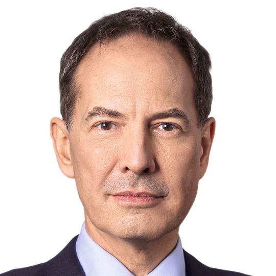 „Unser Ziel ist, mit unseren Produkten, Lösungen und Services einen Mehrwert zu bieten. Das erreichen wir nur indem wir die Wünsche unseren Kunden aus verschiedenen Industrien und ihre Applikationen kennen oder sogar zukünftige Herausforderungen antizipieren.“ Dr. Attila Michael Bilgic, CEO und Sprecher des Vorstands der Krohne Gruppe. „Unser Ziel ist, mit unseren Produkten, Lösungen und Services einen Mehrwert zu bieten. Das erreichen wir nur indem wir die Wünsche unseren Kunden aus verschiedenen Industrien und ihre Applikationen kennen oder sogar zukünftige Herausforderungen antizipieren.“ Dr. Attila Michael Bilgic, CEO und Sprecher des Vorstands der Krohne Gruppe.